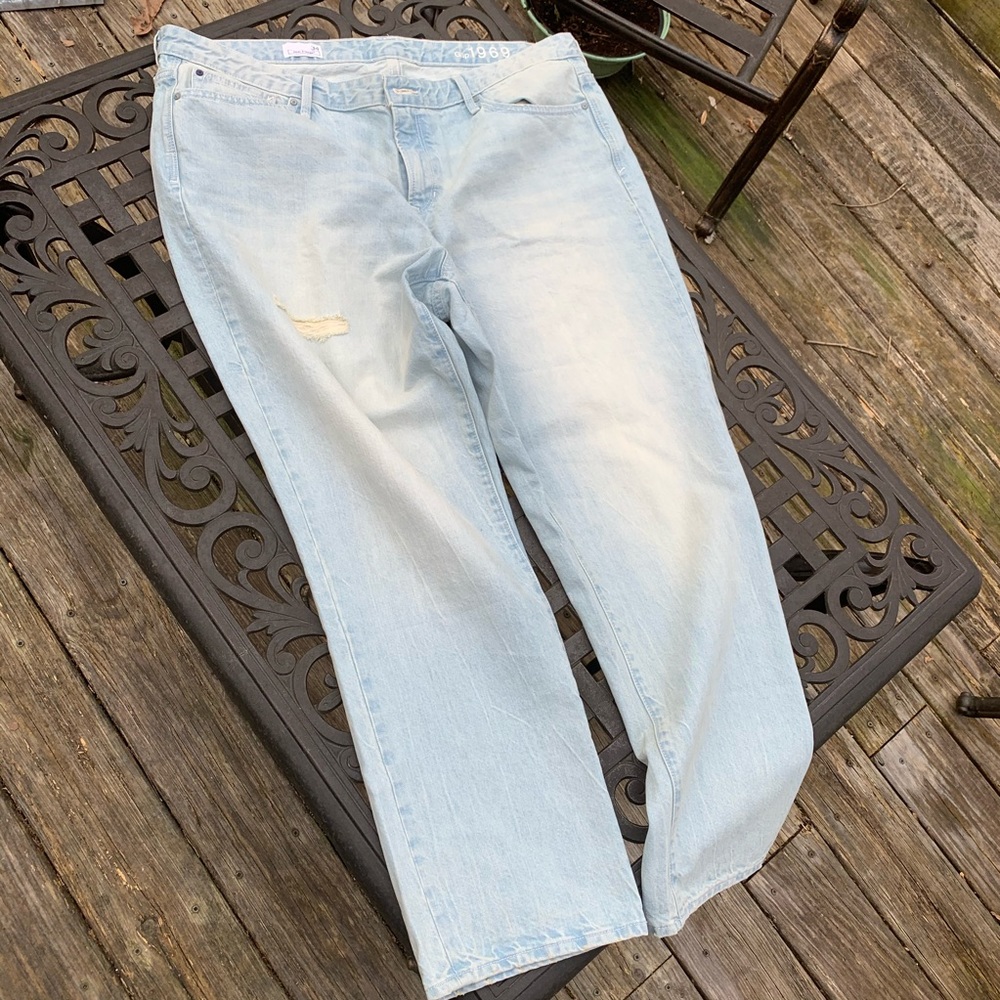 GAP 1969 Real Straight distressed jeans. NWOT.